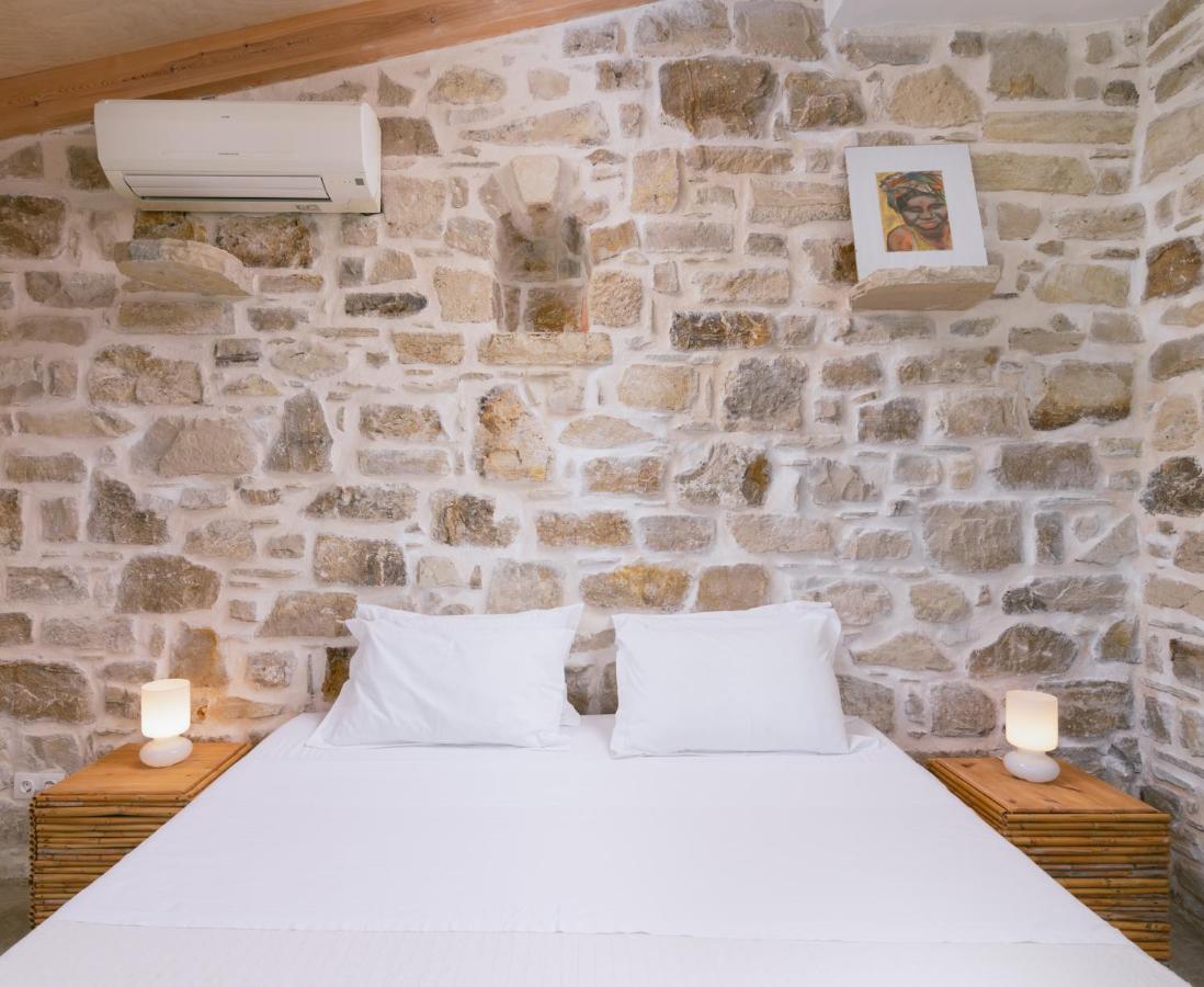 Die Zwei Brueder Art & Suites Matala  Exterior photo